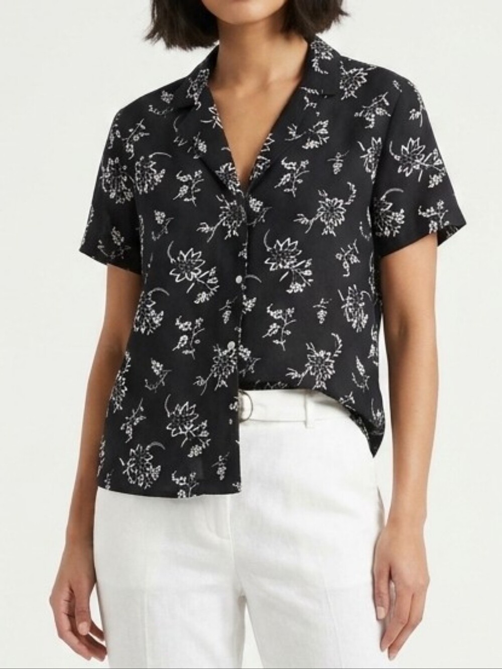 Lucky Brand Black Button-Down Shirt with White Floral Print Medium